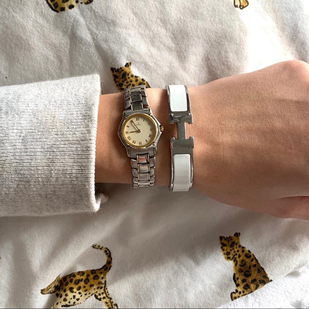 Hermès White and Silver Clic H Bracelet 🤍